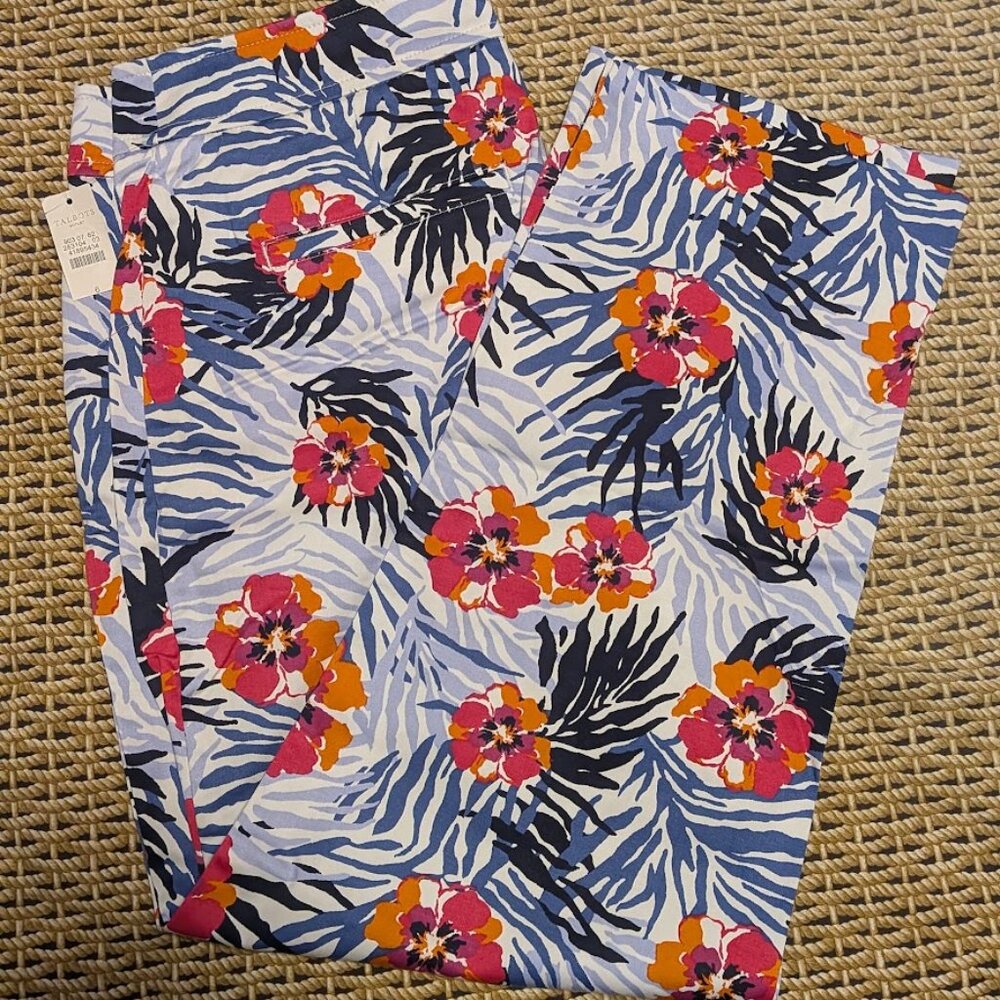 Talbots Floral Crop Print Pants: Women's Size 6 - NWT